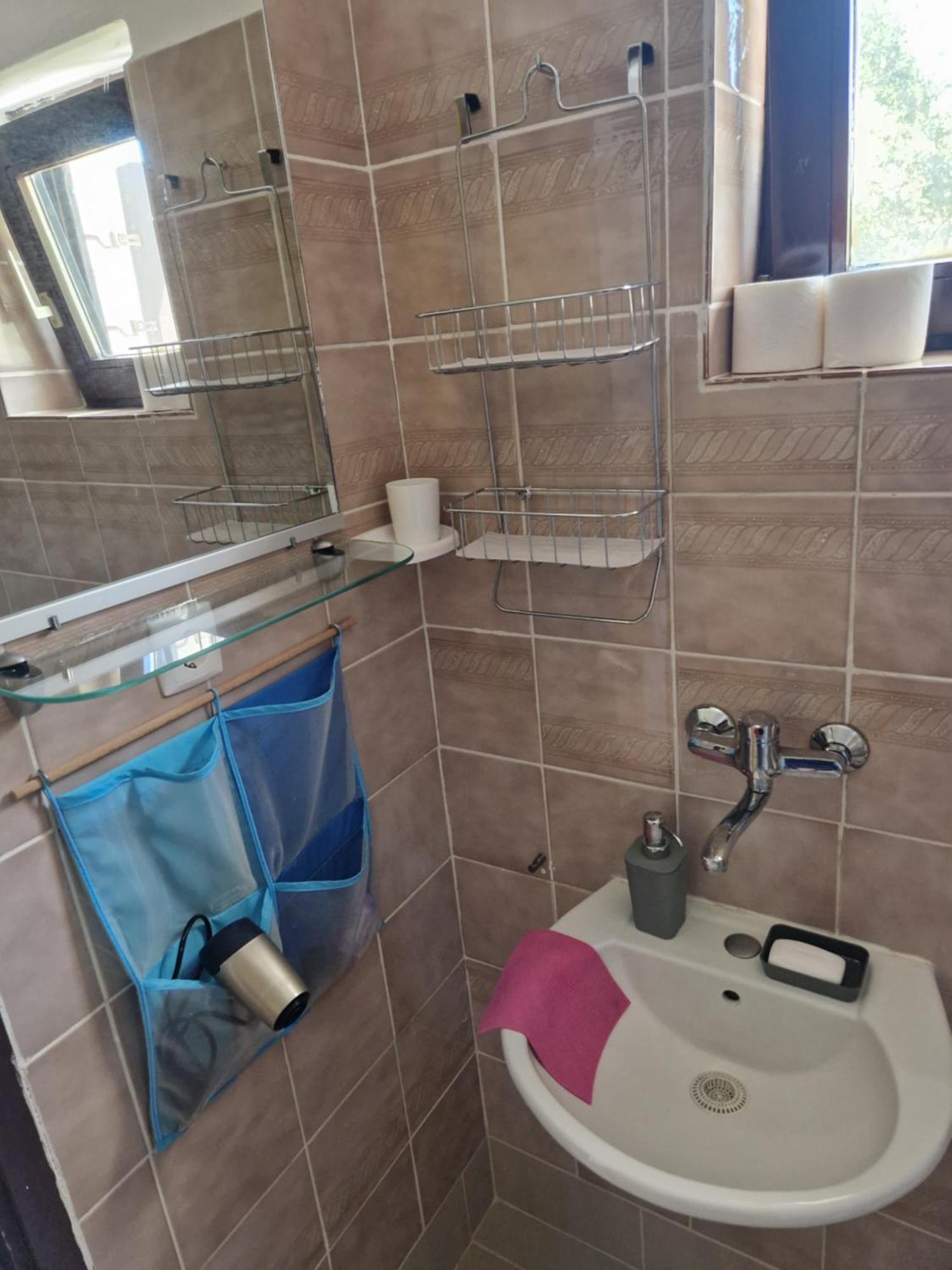 Apartment Buric Zupanje ภายนอก รูปภาพ